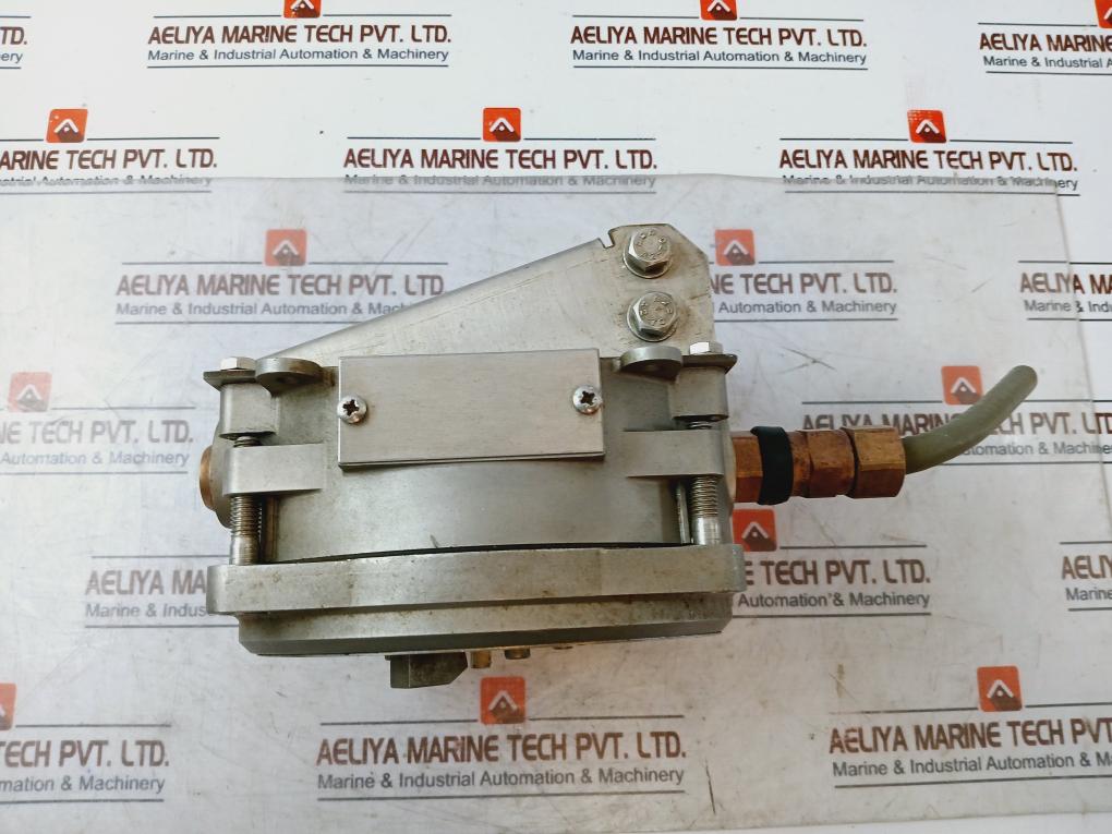 Thorn S231I Conventional Intrinsically Safe Triple Infrared Flame Detector 28V