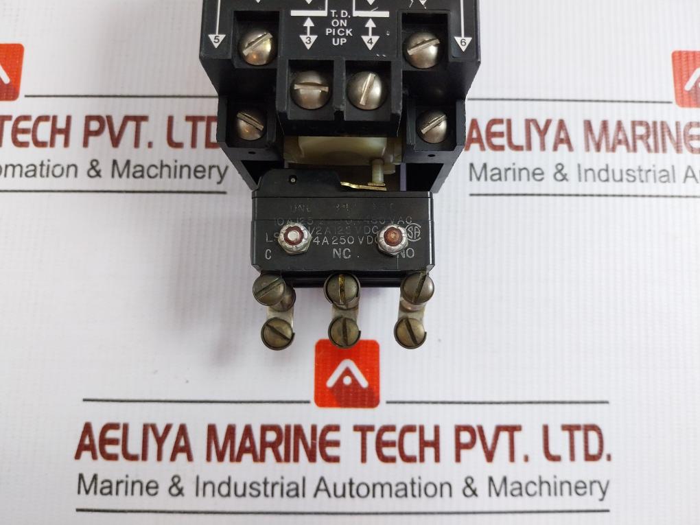 Time Delay Relay 220V 1-10 Minute Timer Agastat 7012L9F Ll