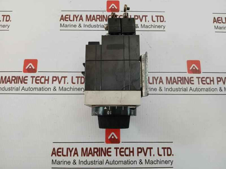 Time Delay Relay 7012 L9F Llhoriz Agastat 60Hz