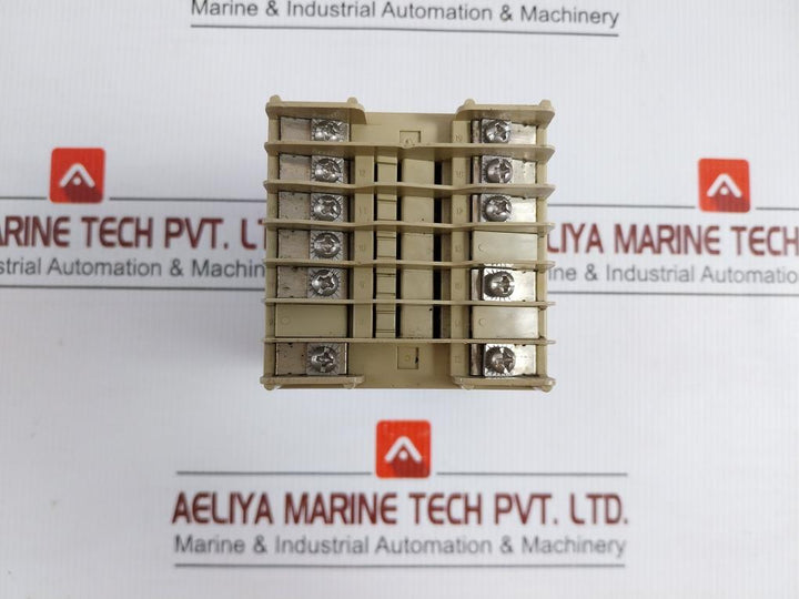 Timer-Counter-100-240vac-50-60hz-0-1a-By-Hanyoung-Gx7-P41e-7