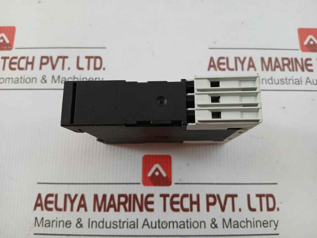 Timing Relay 3Rp1512-1Ap30 Siemens 1,5-30 S