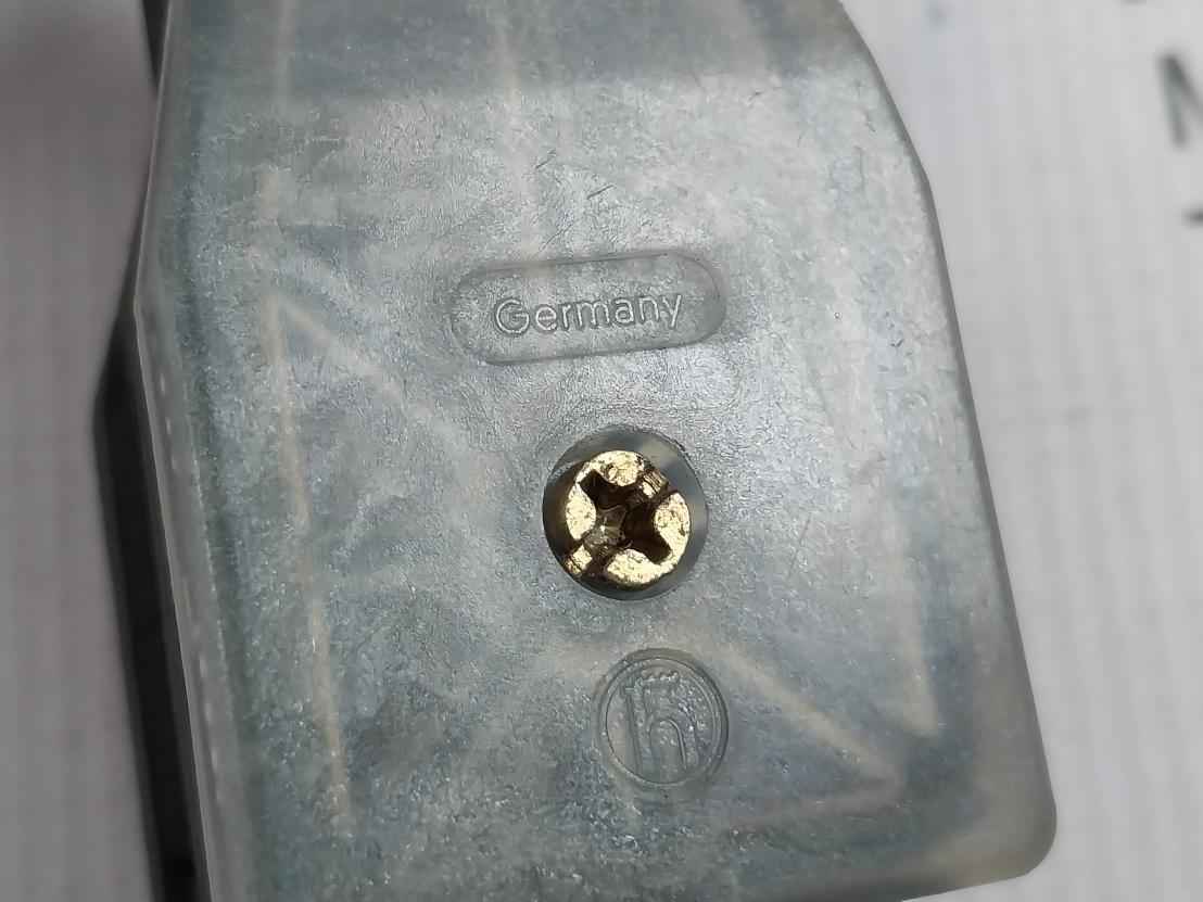 Tkd Opvc-jz Cable With Socket 2 Meter Zl60011