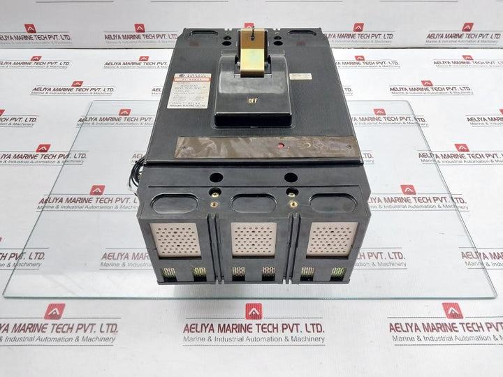 Tl-800Se-3-pole-Air-Circuit-Breaker-400-800A-200-480V-Terasaki-Electric-2