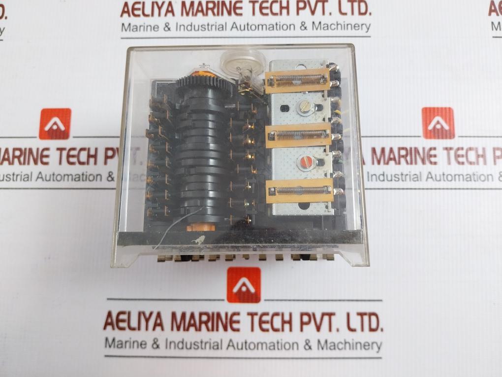 Tmo 720-4 Oil Burner Control Box Ip44 Satronic