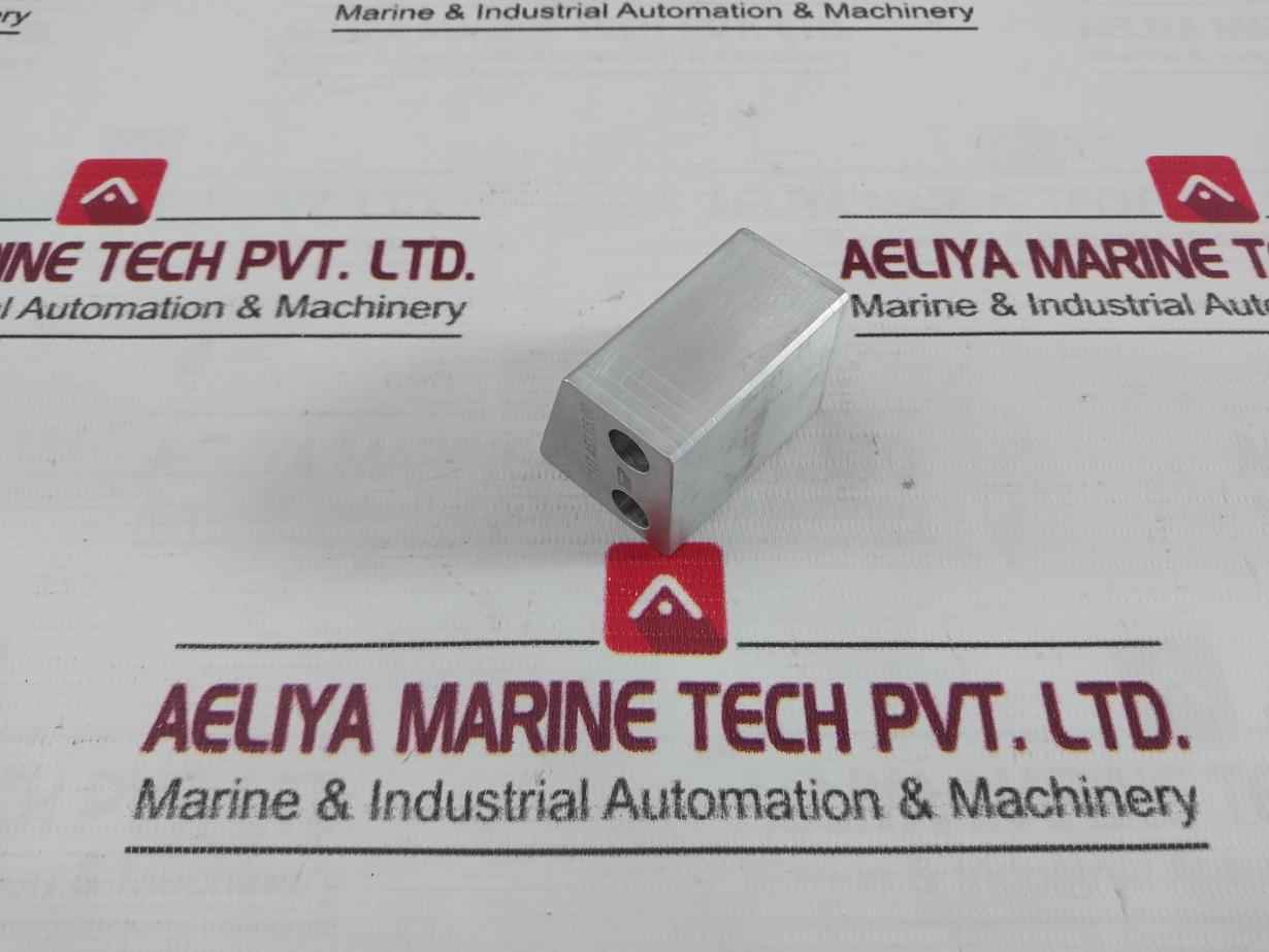 Tmp H.20117.452.05.00 Precision 2 Hole Machined Metal Mounting Block