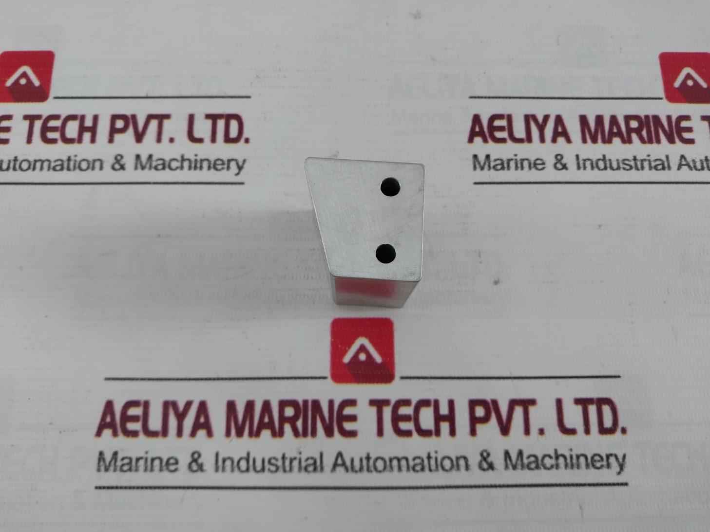 Tmp H.20117.452.05.00 Precision 2 Hole Machined Metal Mounting Block