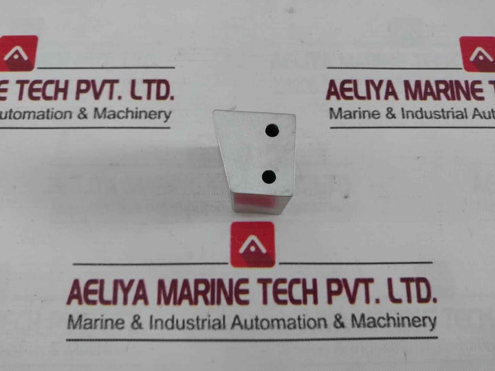 Tmp H.20117.452.05.00 Precision 2 Hole Machined Metal Mounting Block