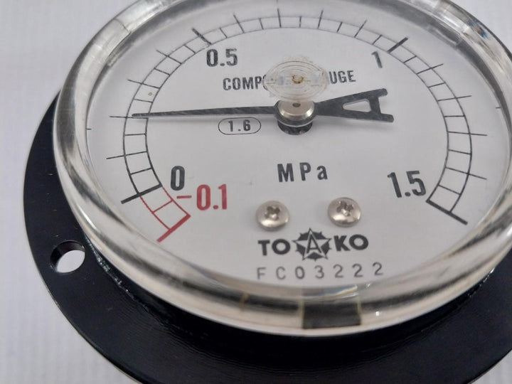 Toako Oil Pressure Gauge -0.1 To 1.5 Mpa 1103438 Fc03222 C22196