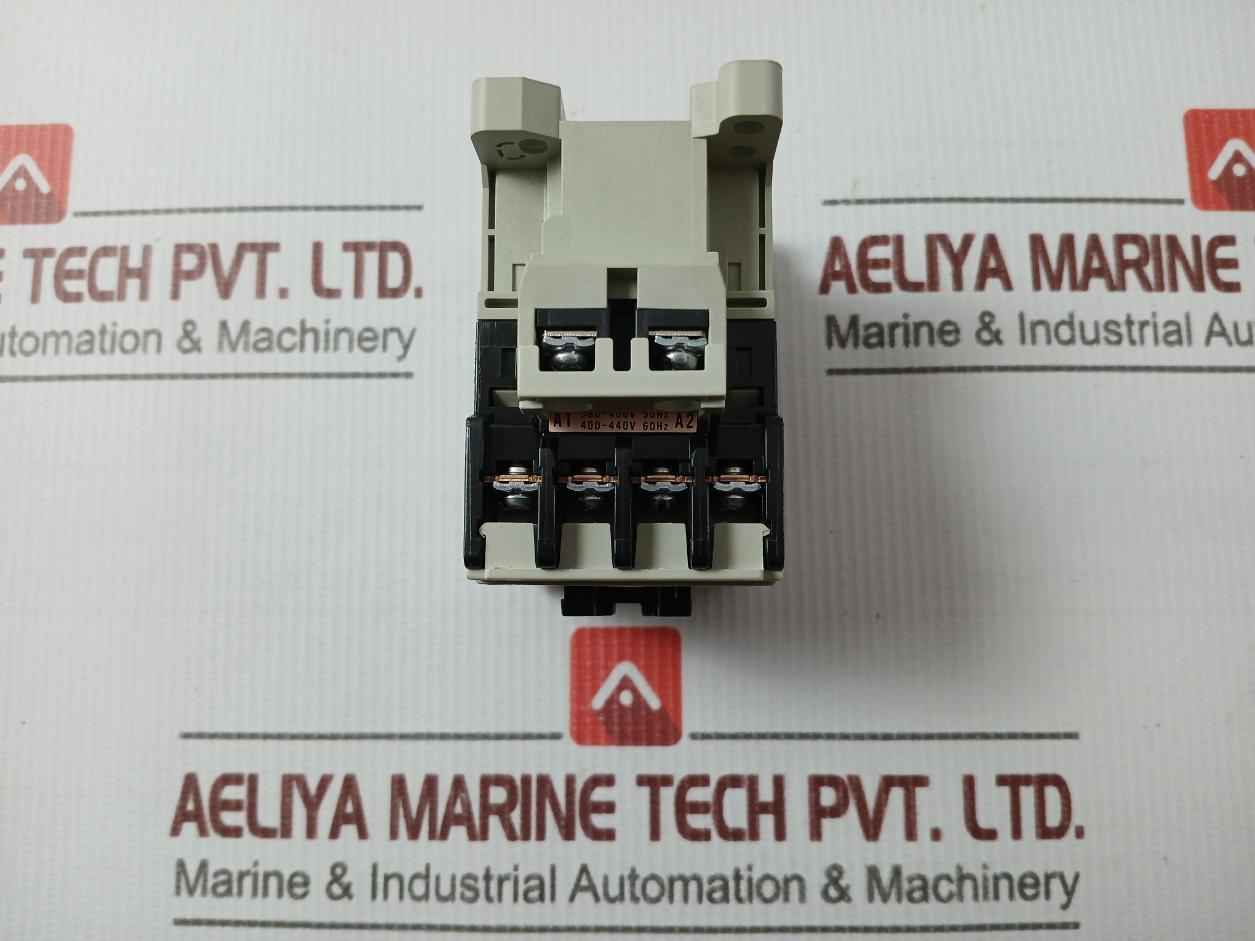 Togami Electric Pak-11J-p2547-p3300 Magnetic Contactor 380-400V 20A 50Hz