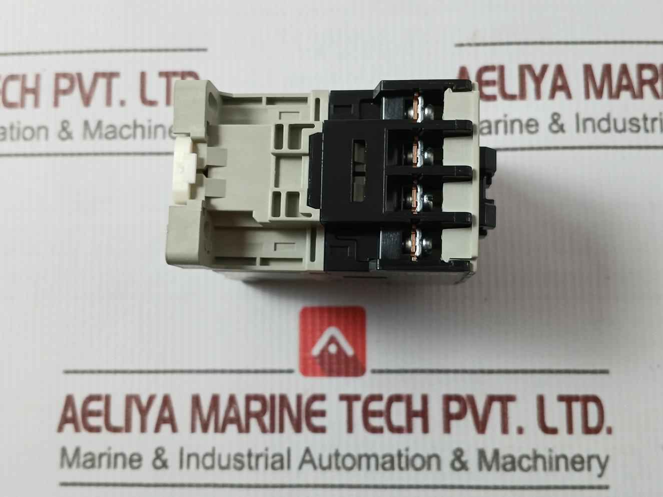 Togami Electric Pak-11J-p2547-p3300 Magnetic Contactor 380-400V 20A 50Hz