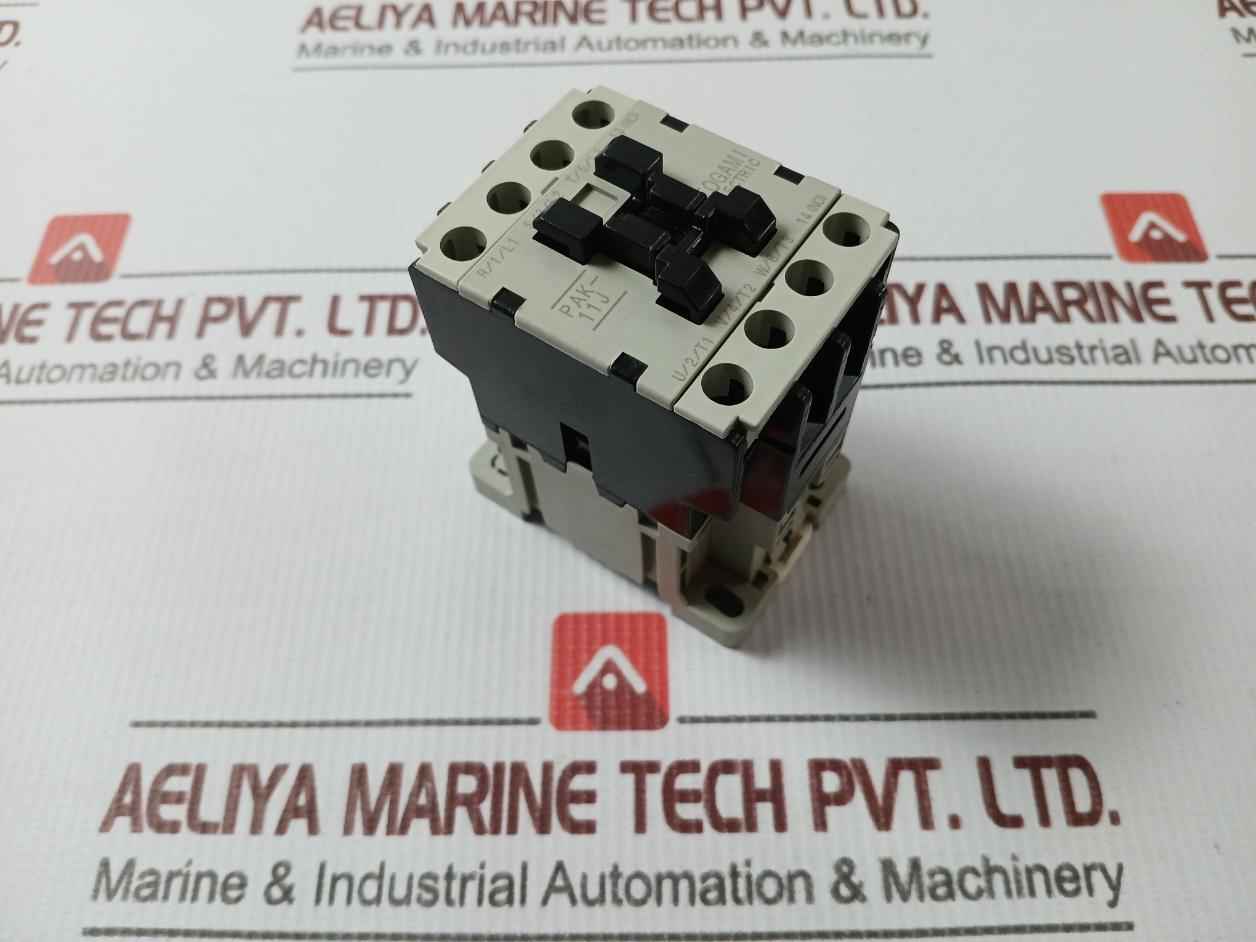 Togami Electric Pak-11J-p2547-p3300 Magnetic Contactor 380-400V 20A 50Hz