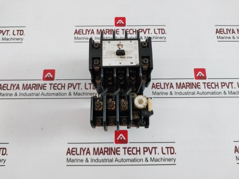 Togami Pak-25U Magnetic Contactor With Relay S-106-117, Cr-20-3 Jem A-1-0 600V