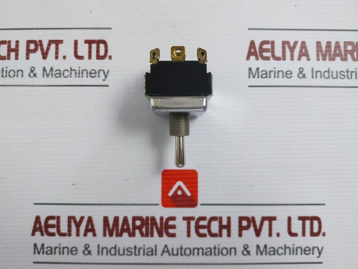 Toggle Switch Brand Cutler-hammer 10A 250 Vac