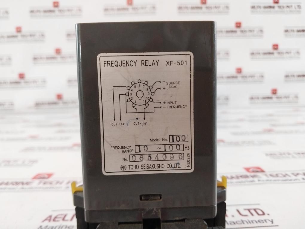 Toho Seisakusho Xf-501-24 Frequency Relay With Base 250V 7.5A