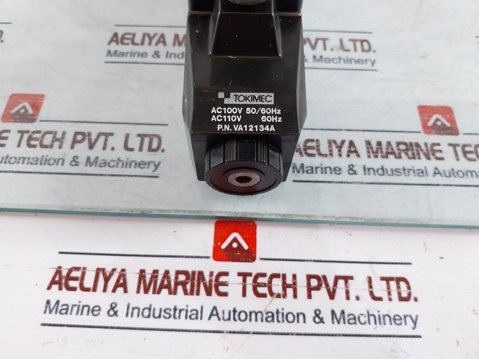 Tokimec/Vickers Dg4V-3-6C-m-p2-t-7-50 Directional Control Valve