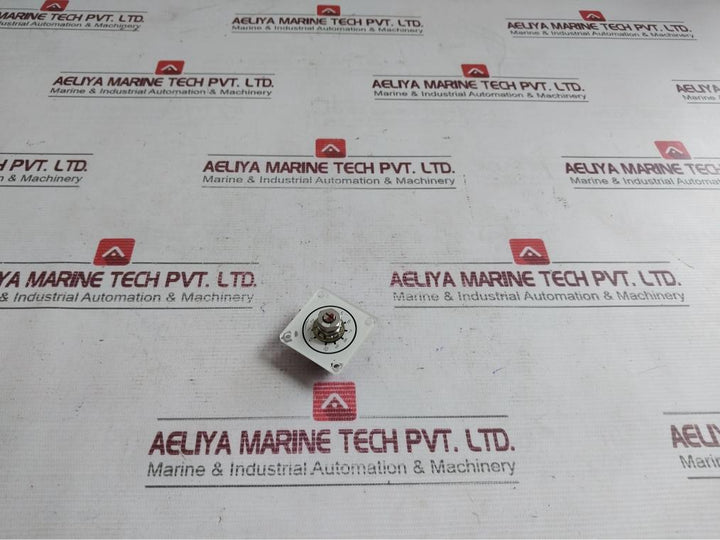 Tokyo Cosmos Rvj4Lat Resistor Potentiometer Sy 103B 8310 0-10