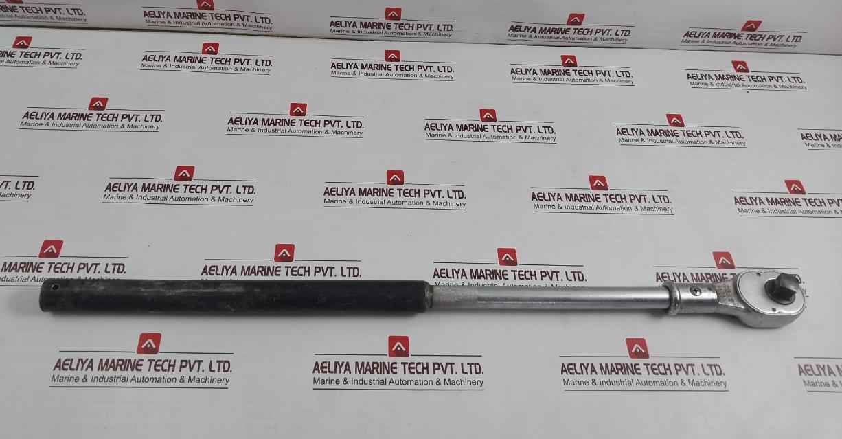 Tone 471 Ratchet Handle For Socket Wrench