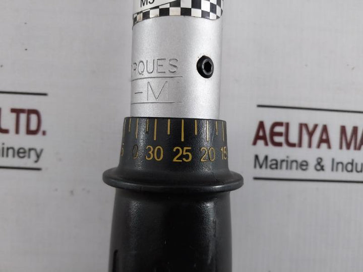Torque Wrench 0-30 Ft- Lb, 1Ft-lb=0.1383Mkg=1.3556Nm, 1Mkg=7.233Ft-lb=9.806Nm