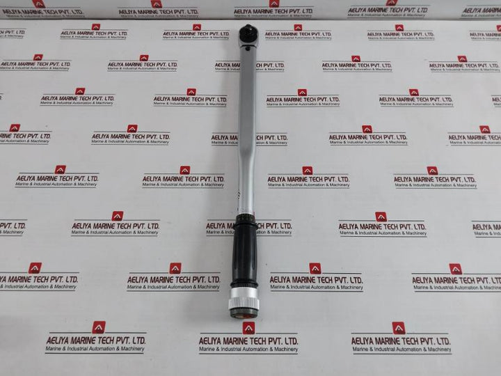 Torque Wrench 0-30 Ft- Lb, 1Ft-lb=0.1383Mkg=1.3556Nm, 1Mkg=7.233Ft-lb=9.806Nm