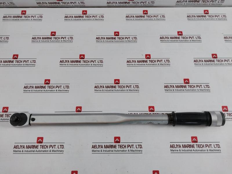 Torque Wrench 0-30 Ft- Lb, 1Ft-lb=0.1383Mkg=1.3556Nm, 1Mkg=7.233Ft-lb=9.806Nm
