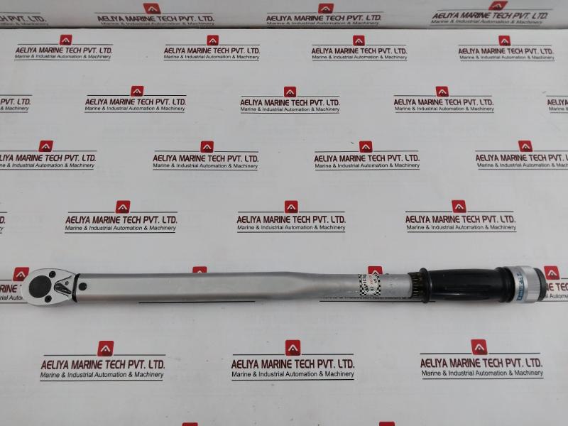 Torque Wrench 0-30 Ft- Lb, 1Ft-lb=0.1383Mkg=1.3556Nm, 1Mkg=7.233Ft-lb=9.806Nm
