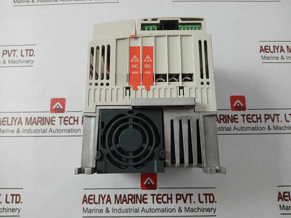 Toshiba 2.2Kw-4.1Kva-3Hp Vfd Transistor Inverter Vfnc1S-2022Pl-w