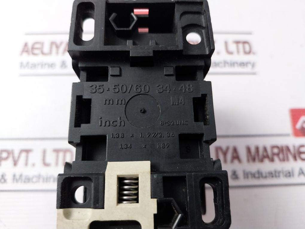 Toshiba C11J Magnetic Contactor 50/60Hz