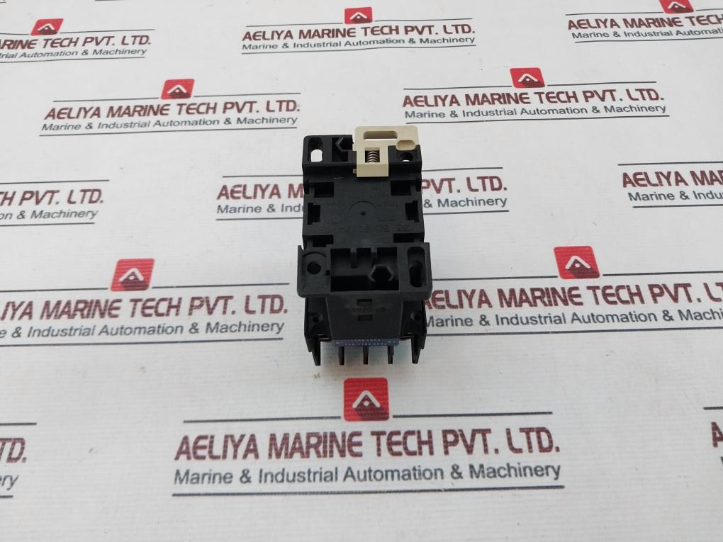 Toshiba C11J Magnetic Contactor 20A 100V 50Hz