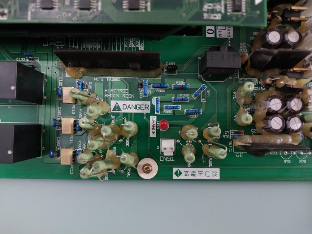 Toshiba P6581939P2 Control Panel 400V Class Vf5X-4580 A 4