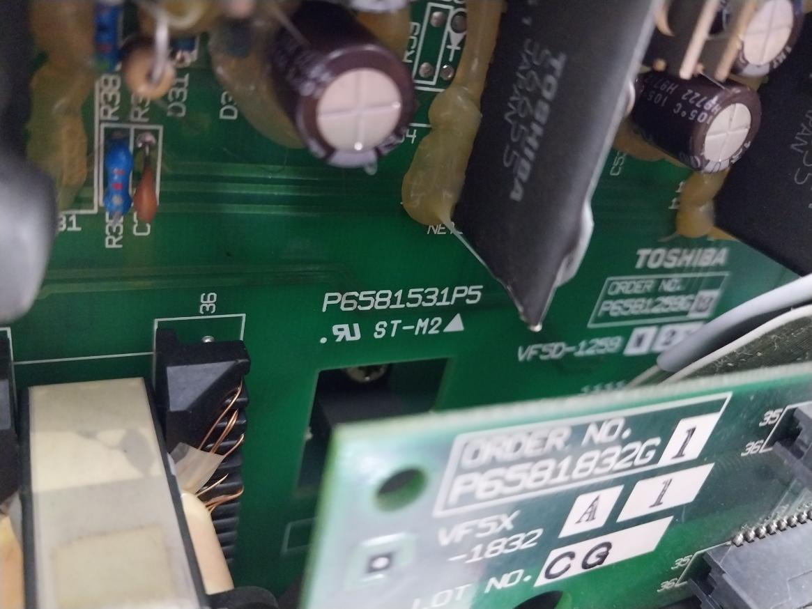Toshiba P6581939P2 Control Panel 400V Class Vf5X-4580 A 4