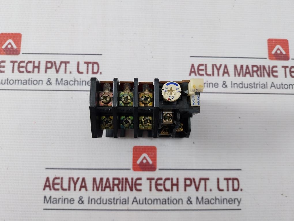 Toshiba Q-20 Overload Relay 2.5–3.9A Ac600V Max 3.27A