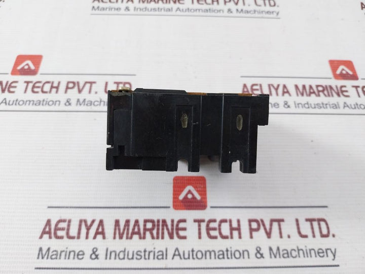 Toshiba Q-20 Overload Relay 2.5–3.9A Ac600V Max 3.27A