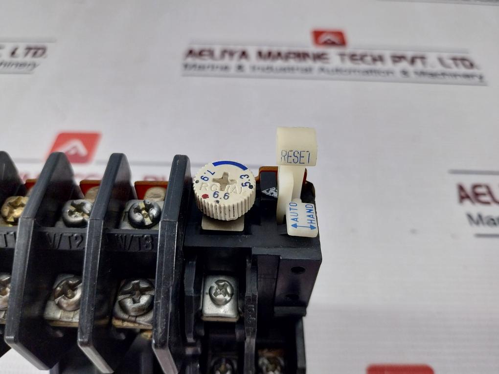 Toshiba Q-20 Overload Relay 5.3-7.9A 600V Ac