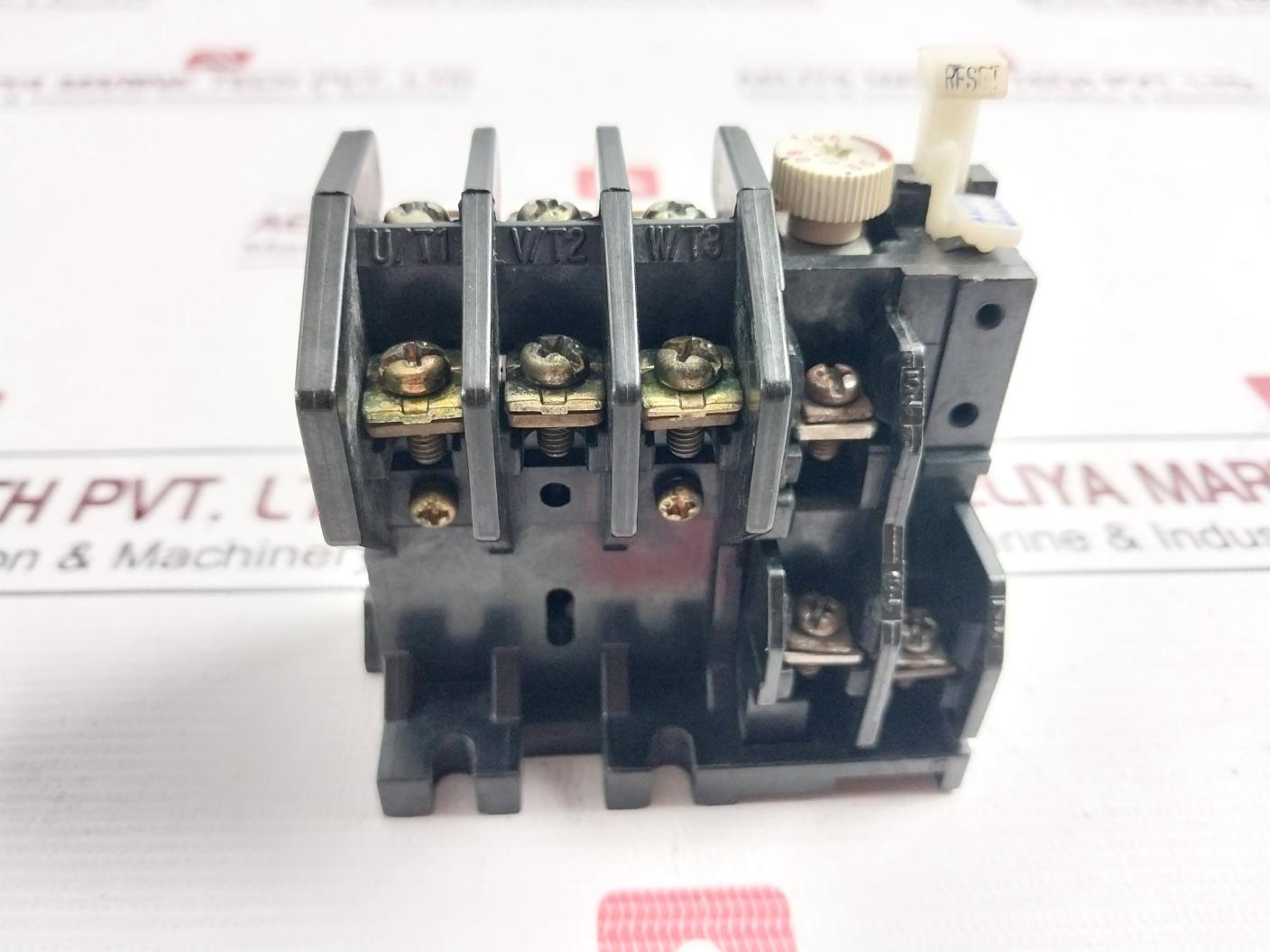Toshiba R-20 Overload Relay Jem-1356Bs Ac 220V-3A Ac600V