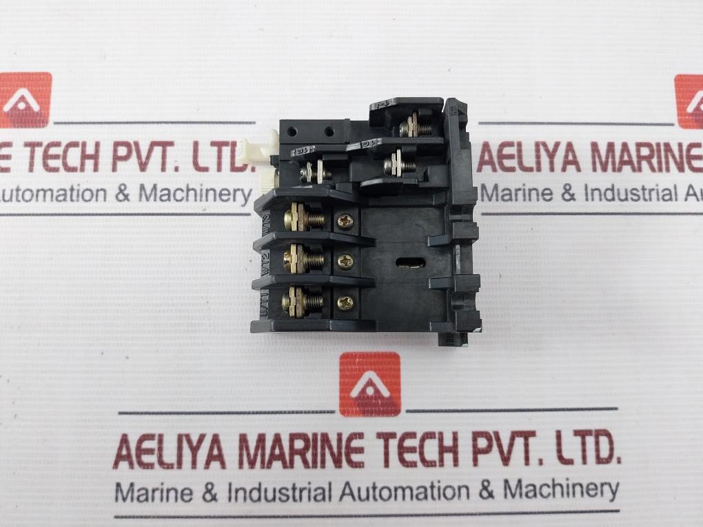 Toshiba R-20T Overload Relay 3.27A Ac220V-3A Jem-1356 Bs Ac 600Vmax