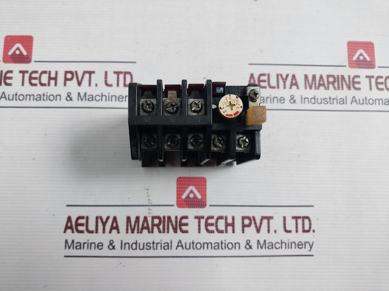 Toshiba Rc4-35 Overload Relay Ac220/440V 2.9A 2.2-3.2 Rc