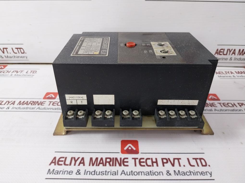 Toshiba Rc900-sq2C Ak Dc-overcurrent Relay Ac110V, 50/60Hz 3J9E0018-f