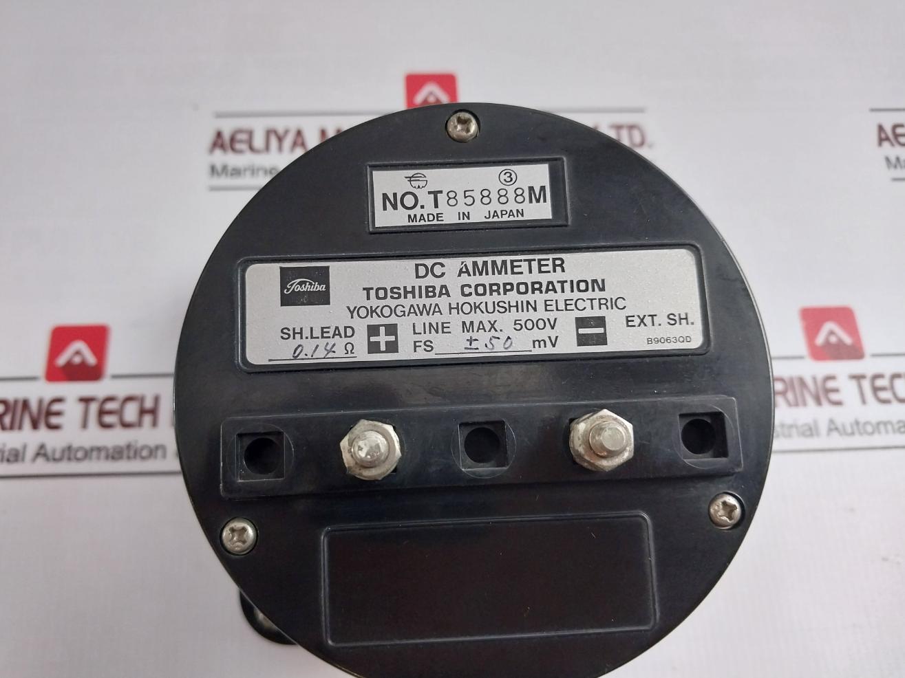 Toshiba Sf8-a Dc Ammeter B9063Qd, Jis C 1102 500V -1500 To +1500A 0.14Ω