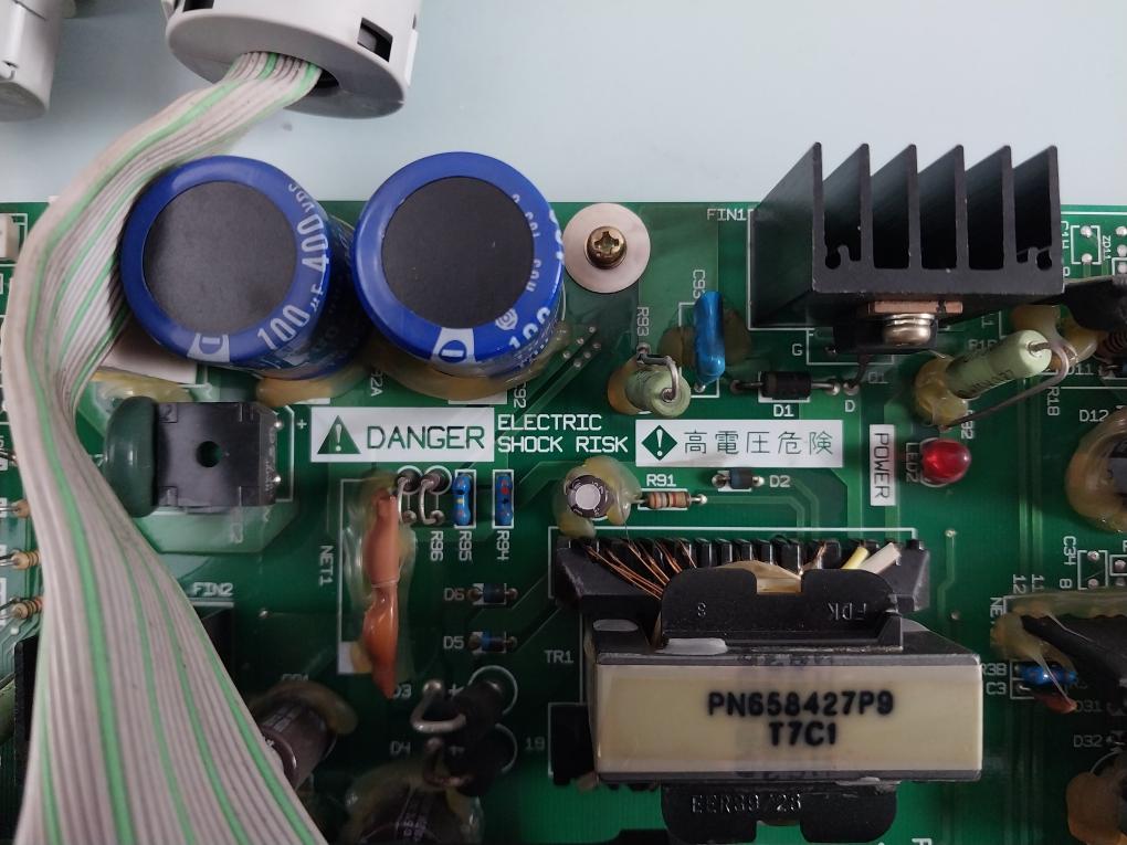 Toshiba Vf5D-1259 Variable Frequency Drive 250 Kw P6581259G