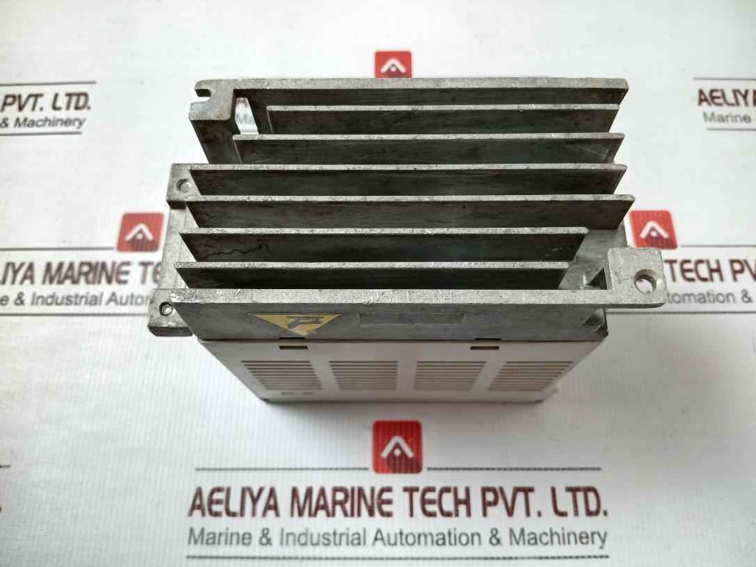 Toshiba Vfs11s-2004pl-wn(R5) Transistor Inverter 1ph-200/240v (Not Working)