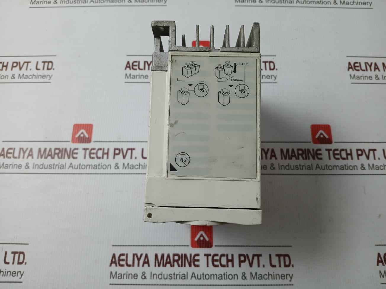 Toshiba Vfs11s-2004pl-wn(R5) Transistor Inverter 1ph-200/240v (Not Working)