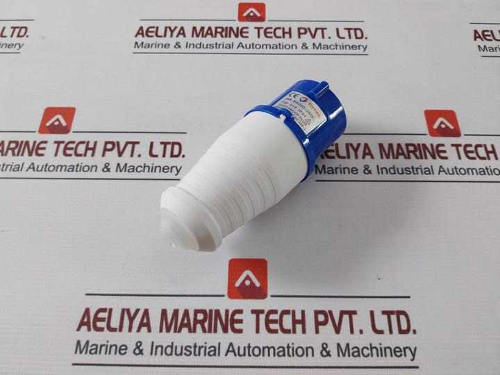 Total 013 Dust Proof Plug Ip44 16A-6H/220-250V, Iec309-2