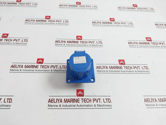 Total 113 Dust Proof Socket 16A 220-250V Ip44 Iec309-2