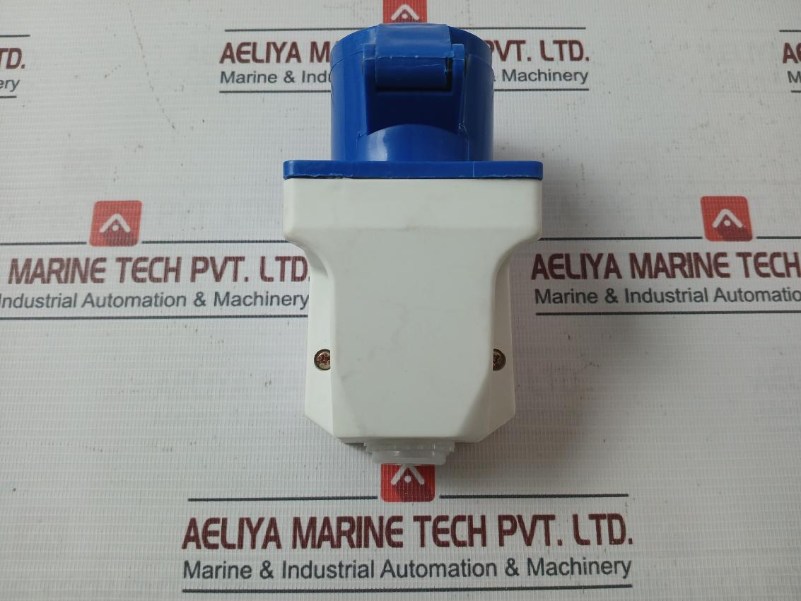 Total 113 Dustproof Industrial Socket Iec 309-2 Ip44