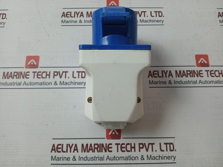 Total 113 Dustproof Industrial Socket Iec 309-2 Ip44