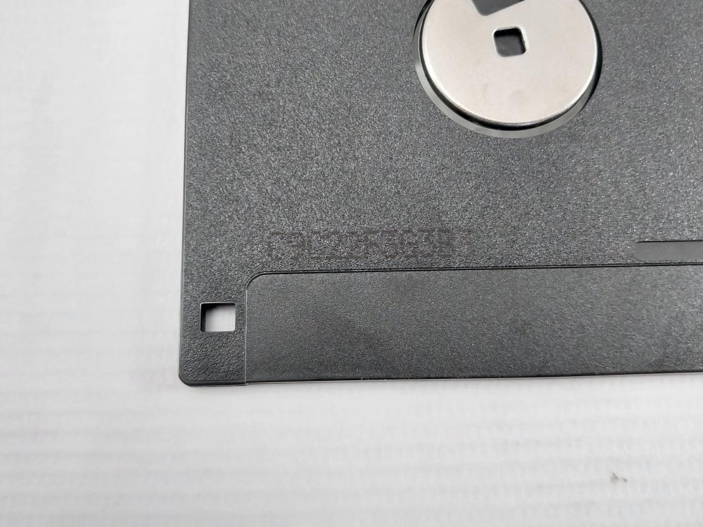 Totoku Cv511T Lcd Monitor Auto-scan Display Set 15In L012006238 Ada06