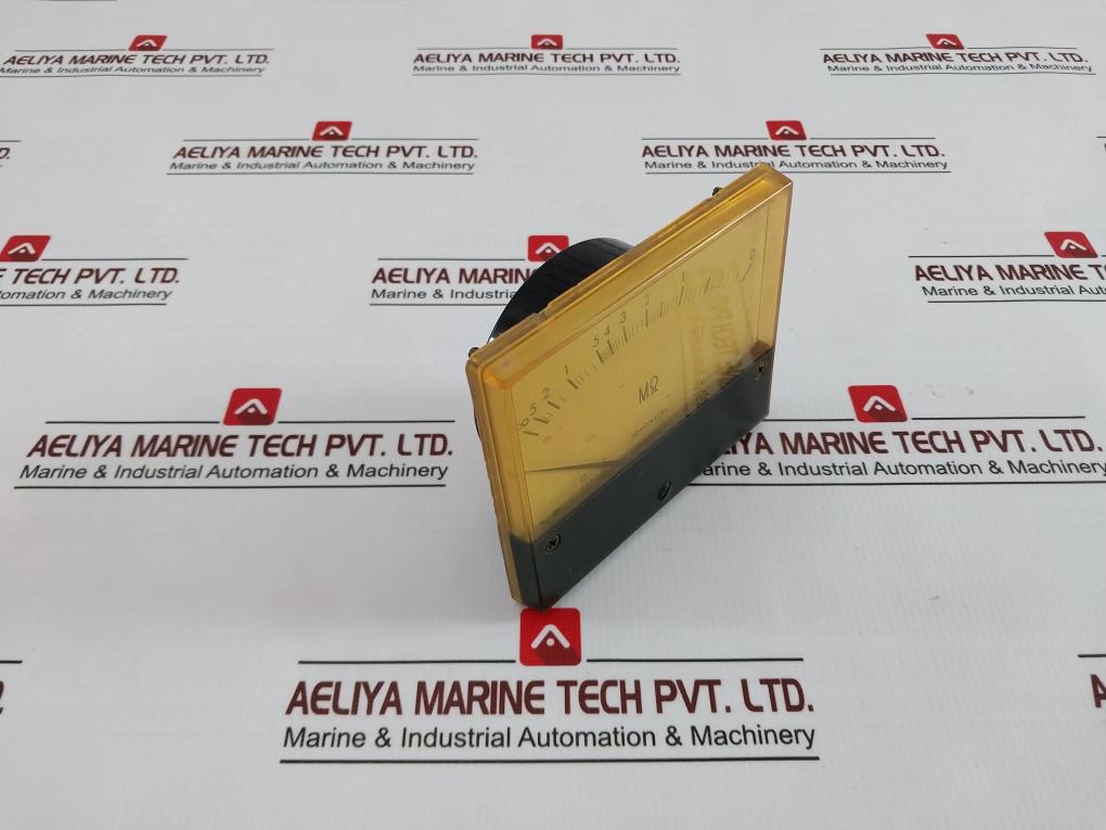 Toyo Keiki Dcf-12N Analog Megohmmeter 1Ma Nij04265 Nh-349 Nh-456-1