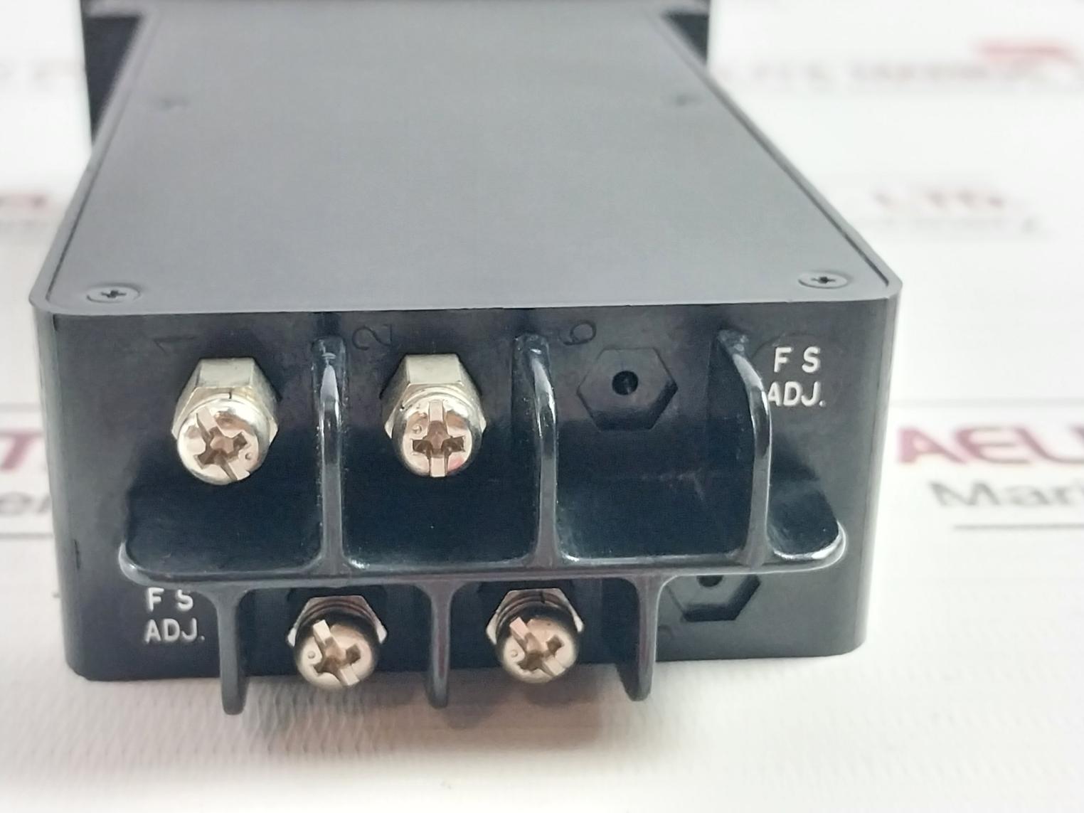 Toyo Keiki Def-100Nwy Analog Panel Meter 10KΩ 0-10V Tix329401