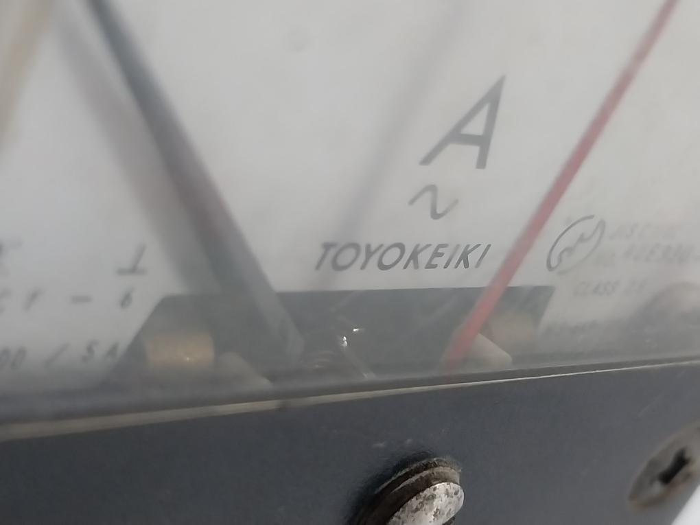 Toyo Keiki 0 To 1500 A Analog Panel Ammeter Jis C 1102