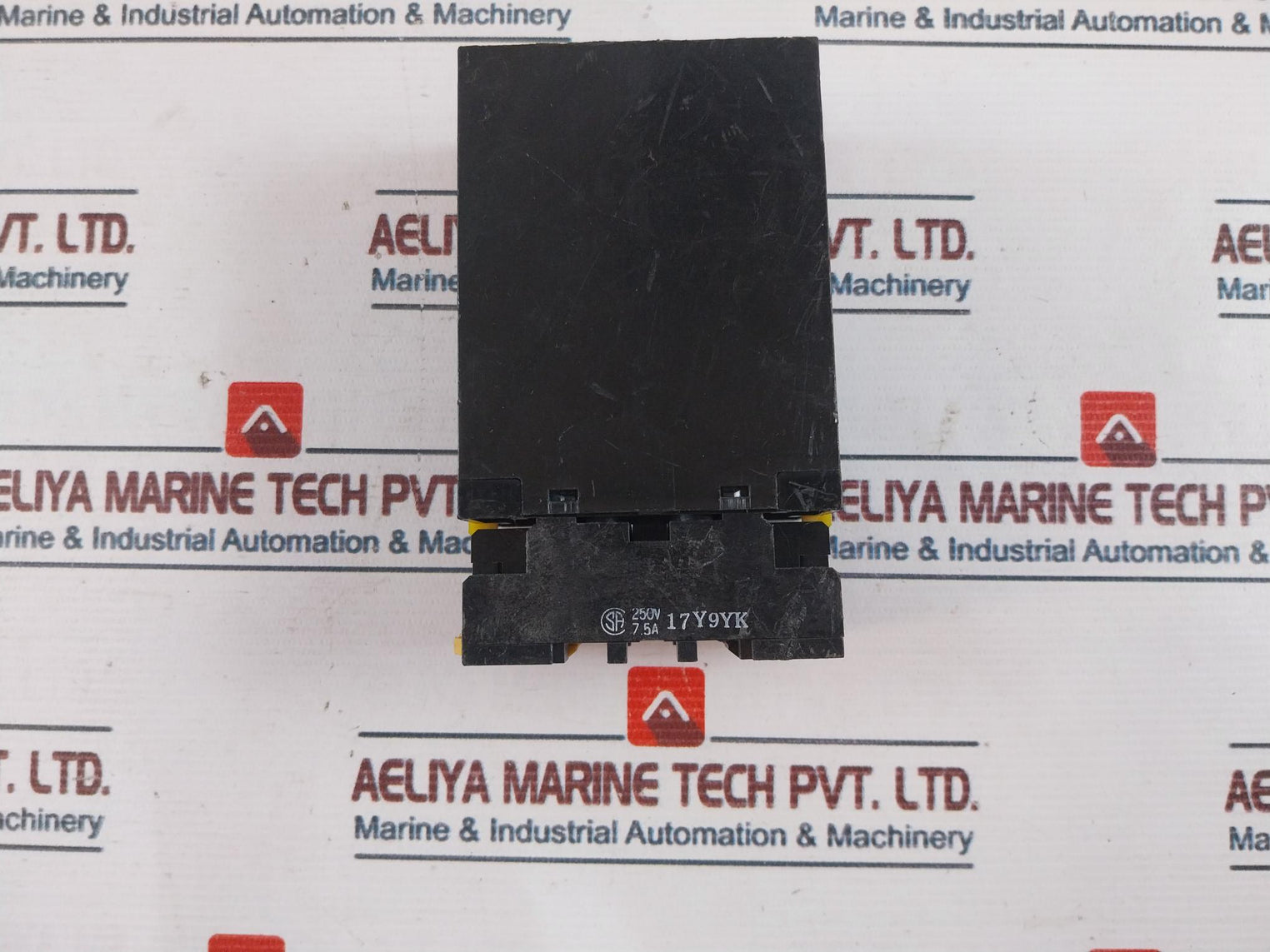 Toyo Keiki Nh-606 250V 7.5A Isolator With Base